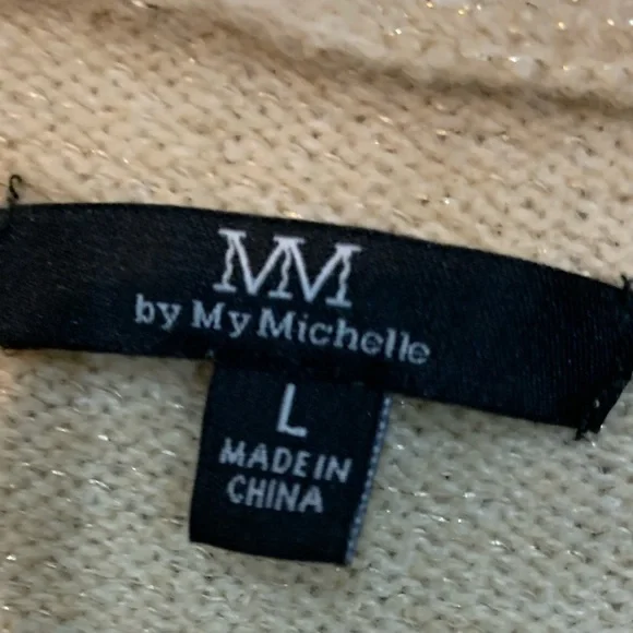 🔥NWT - V-Neck Faux Wrap sweater with sparkle - Picture 6 of 8